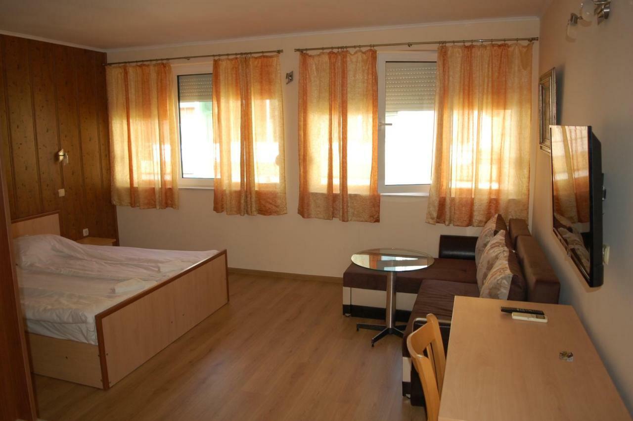 Hotel Vitosha Trjavna Eksteriør bilde