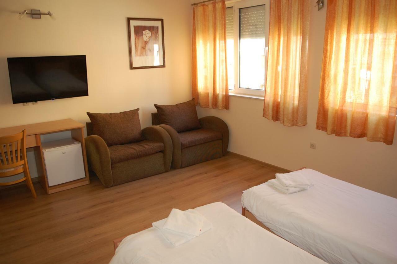 Hotel Vitosha Trjavna Eksteriør bilde