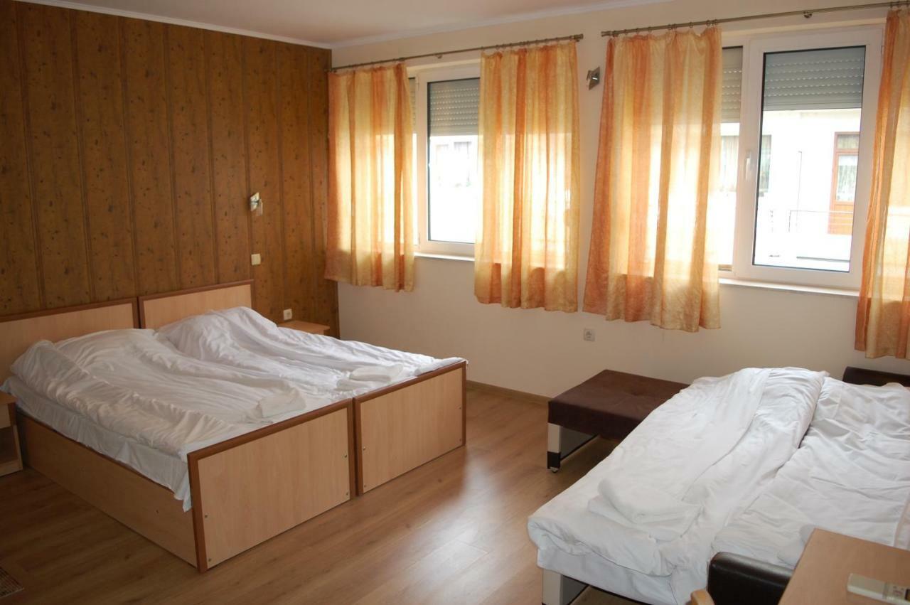 Hotel Vitosha Trjavna Eksteriør bilde